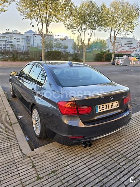 Usado BMW 328 Luxury Line 245 HP (180 kW) 2012 Cinzento Sedan