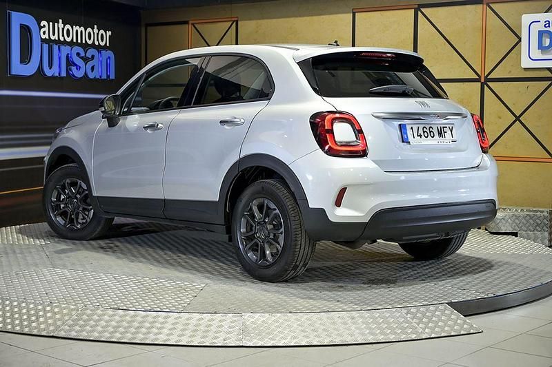 Usado Fiat 130 Club 130 CV (95 kW) 2023 Gris claro SUV