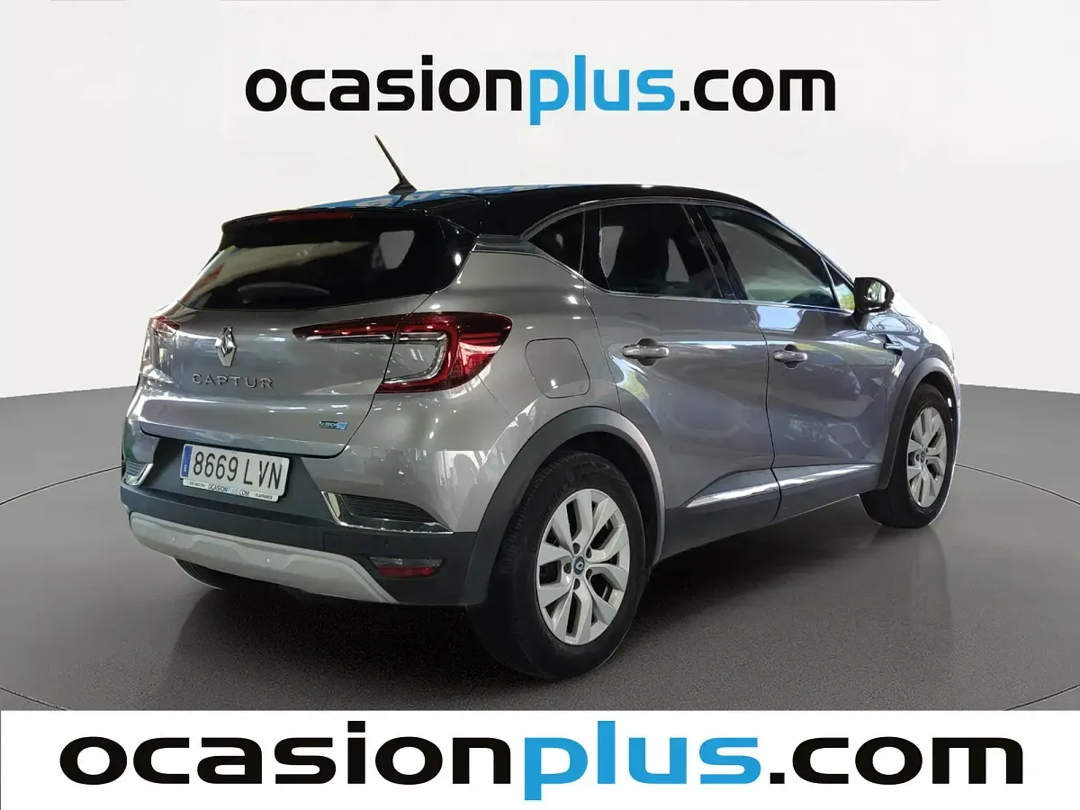 Usado Renault Captur Zen 145 CV (106 kW) 2021 Gris SUV
