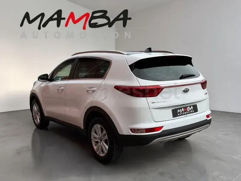 Usado Kia Sportage 115 CV (84 kW) 2016 Blanco SUV