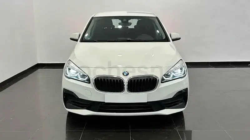 Usado BMW 225 Active Tourer 245 HP (180 kW) 2022 Branco Monovolume