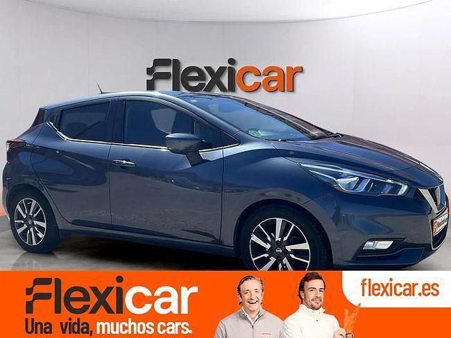 Usado Nissan Micra N-Connecta 90 CV (66 kW) 2018 Gris Utilitario