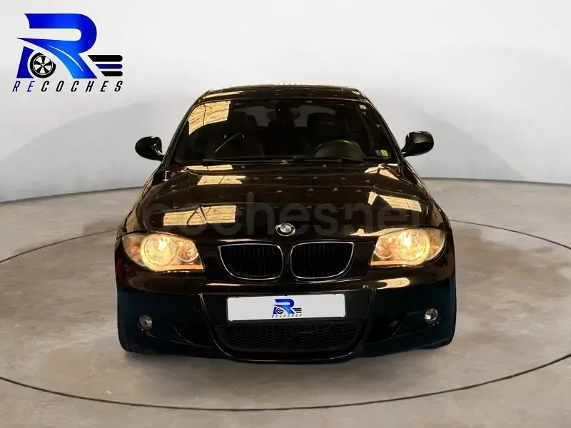 Usado BMW 120 177 CV (130 kW) 2010 Negro Utilitario