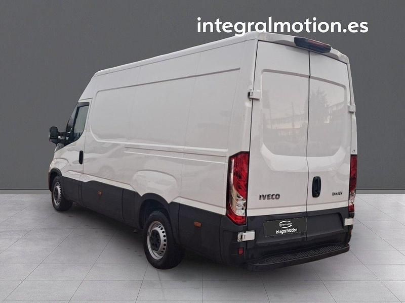 Usado Iveco Daily 156 CV (114 kW) 2022 Otros Van