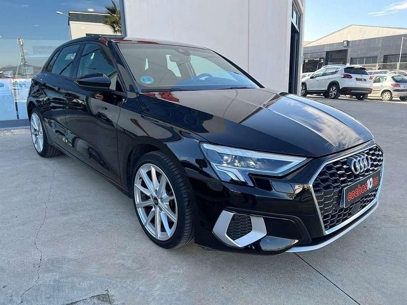 Usado Audi A3 Advanced 110 CV (80 kW) 2022 Negro Berlina