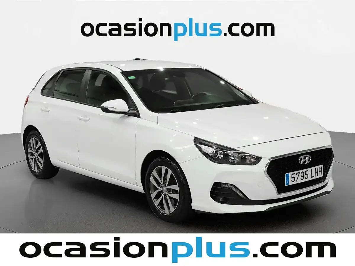 Usado Hyundai i30 116 CV (85 kW) 2020 Blanco Berlina