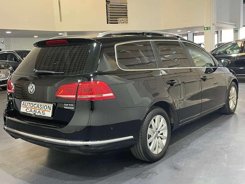Usado VW Passat Highline 140 CV (102 kW) 2012 Negro Familiar
