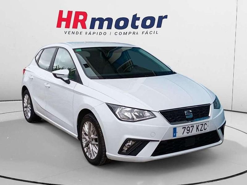 Blanco Usado 2019 Seat Ibiza Style Plus Utilitario | 11.990 € (Precio justo) - Imagen 1/4