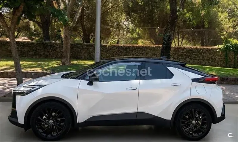 Usado Toyota C-HR Sport 184 CV (135 kW) 2024 Blanco SUV
