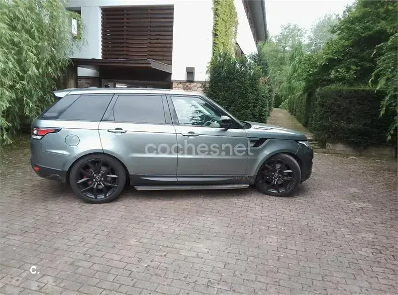 Begagnad Land Rover Range Rover HSE 258 HK (189 kW) 2015 Beige SUV