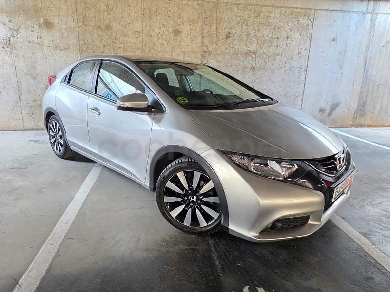 Usado Honda Civic Sport 120 CV (88 kW) 2015 Gris / plata Berlina