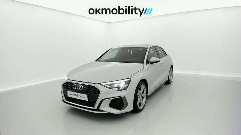 Usado Audi A3 Sportback S-Line 150 CV (110 kW) 2023 Blanco Utilitario