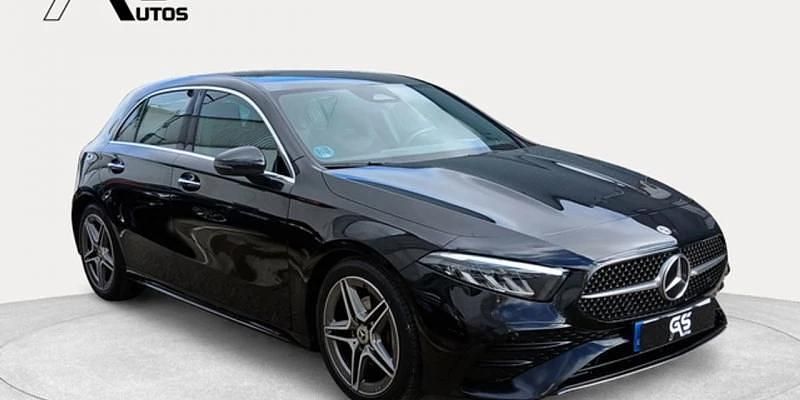 Usado Mercedes A180 116 CV (85 kW) 2023 Negro