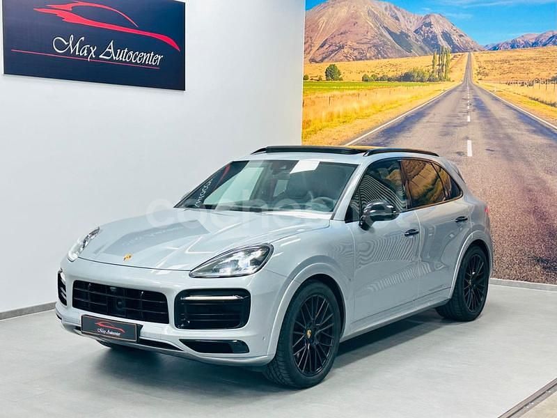 Usado Porsche Cayenne GTS 460 CV (338 kW) 2022 Gris / plata SUV