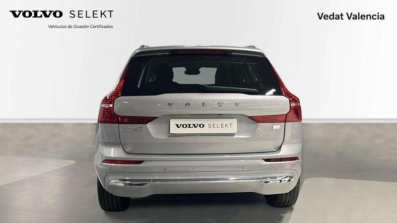 Usado Volvo XC60 Core 351 CV (258 kW) 2024 SUV