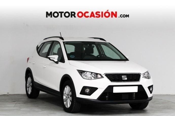 Usado Seat Arona Style 95 CV (69 kW) 2019 Blanco SUV
