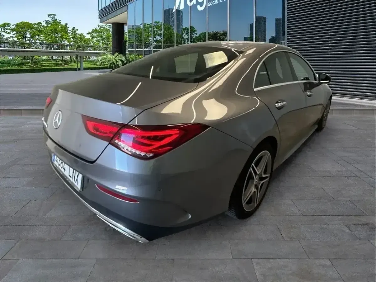 Usado Mercedes CLA200 150 CV (110 kW) 2021 Gris Coupe