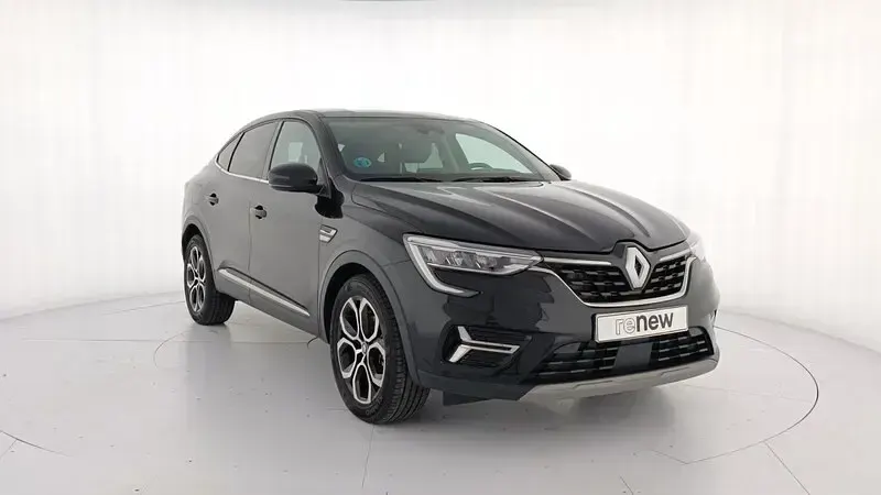 Usado Renault Arkana Zen 145 CV (106 kW) 2022 Negro SUV