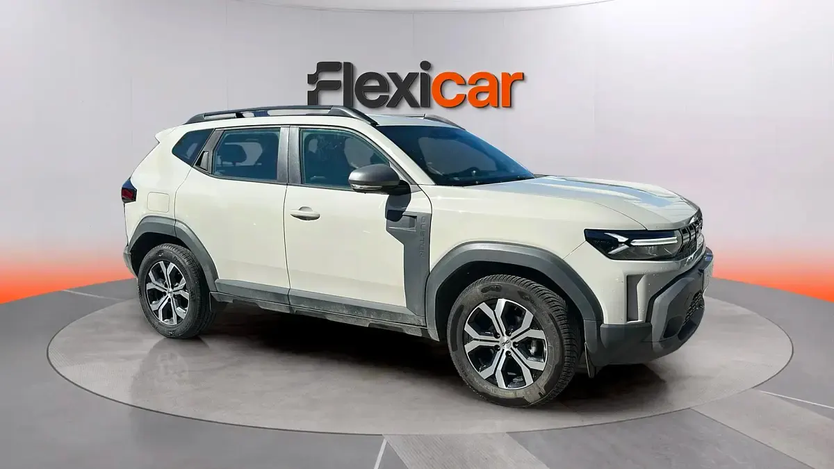 Usado Dacia Duster Essentiel 101 CV (74 kW) 2024 Marrón SUV