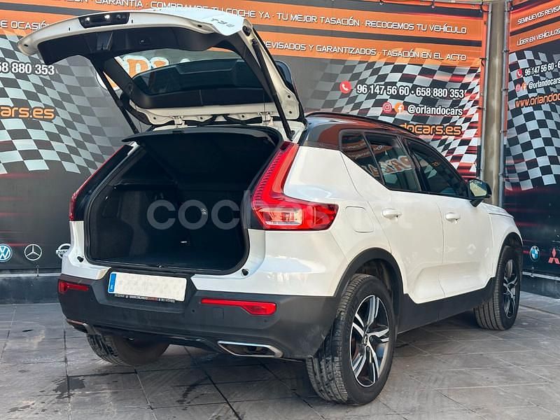 Usado Volvo XC40 R-Design 163 CV (119 kW) 2019 Blanco SUV
