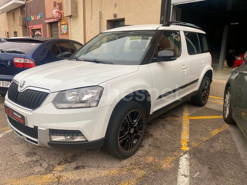 Usado Skoda Yeti Ambition 110 CV (80 kW) 2016 Blanco SUV