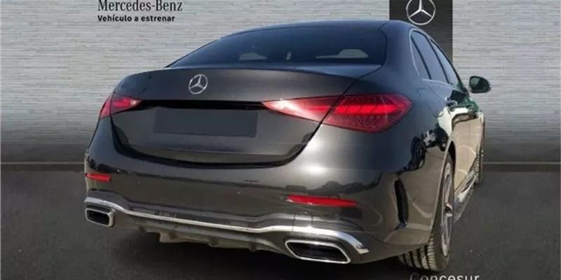 Usado Mercedes C200 163 CV (119 kW) 2024 Gris Berlina