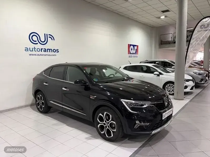 Usado Renault Arkana Zen 145 CV (106 kW) 2021 Negro SUV