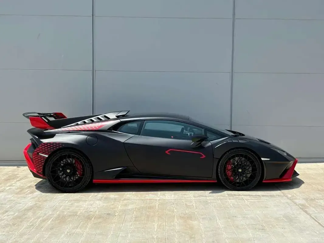 Usado Lamborghini Huracán 640 CV (470 kW) 2025 Negro Coupe