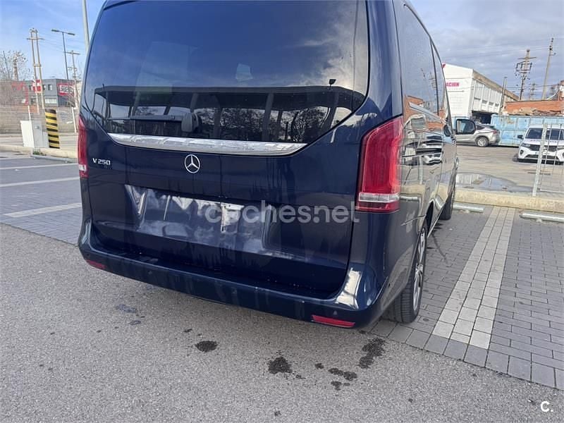 Azul Usado 2014 Mercedes V250 Edition 1 Monovolumen | 28.999 € (Precio justo) - Imagen 1/4