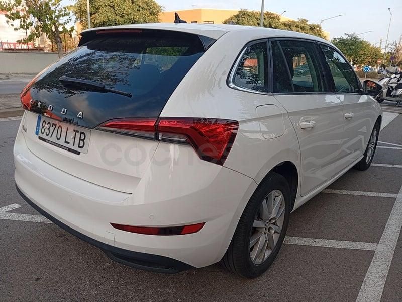 Usado Skoda 110 R Ambition 110 CV (80 kW) 2021 Blanco Berlina