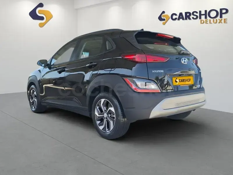 Usado Hyundai Kona 136 CV (100 kW) 2021 Gris / plata SUV