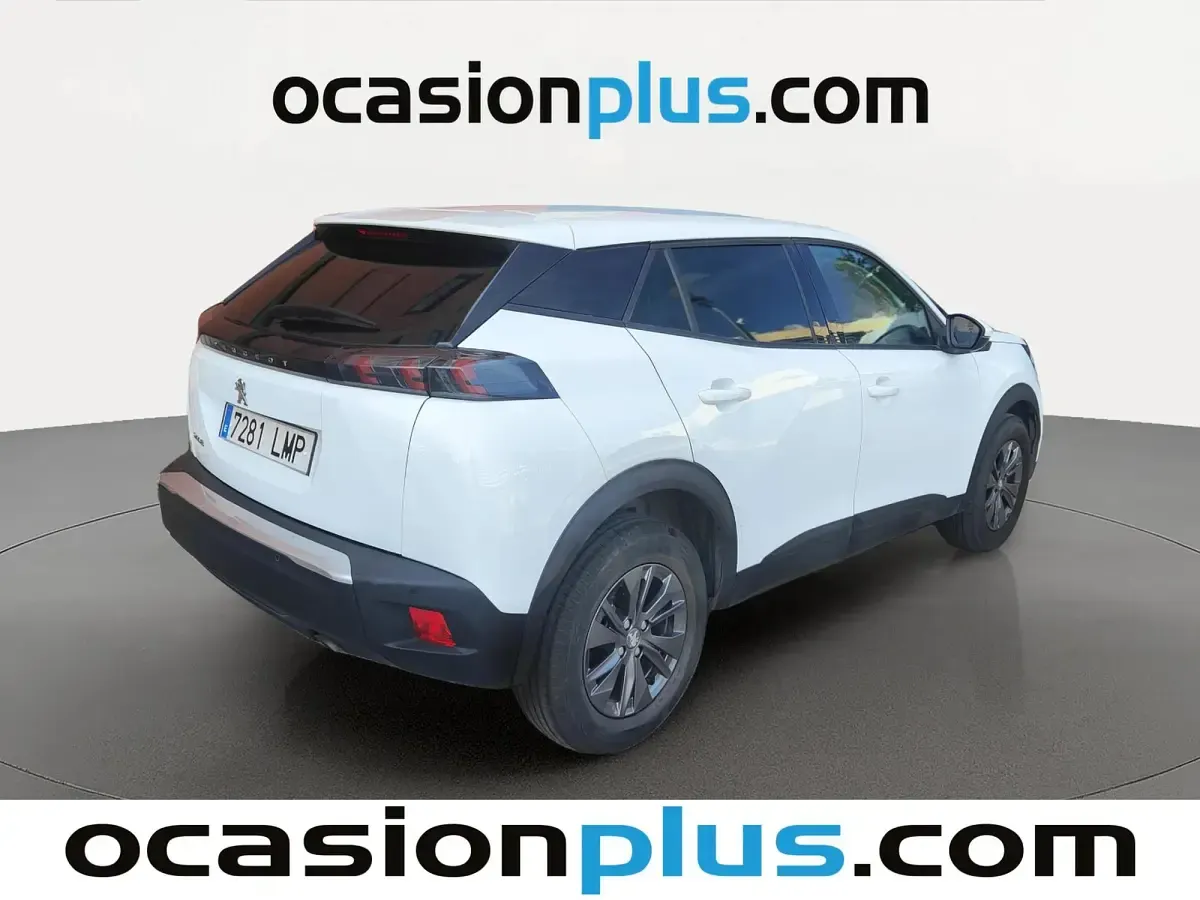 Usado Peugeot 2008 Active 101 CV (74 kW) 2021 Blanco SUV