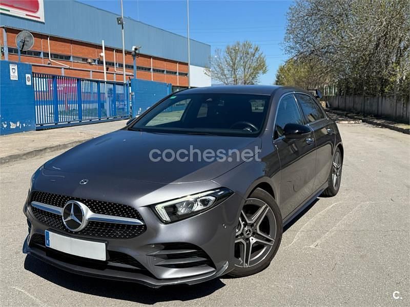 Usado Mercedes A200 156 CV (114 kW) 2019 Gris / plata Berlina