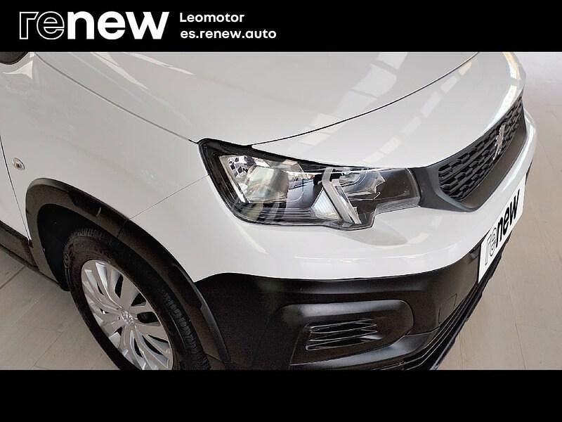 Usado Peugeot Rifter Active 100 CV (73 kW) 2020 Blanco Monovolumen