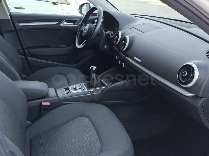 Usado Audi A3 150 CV (110 kW) 2017 Blanco Berlina