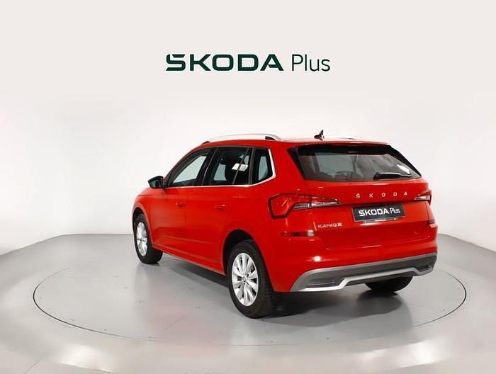 Rojo Usado 2022 Skoda Kamiq Ambition SUV | 20.400 € (Caro) - Imagen 1/4