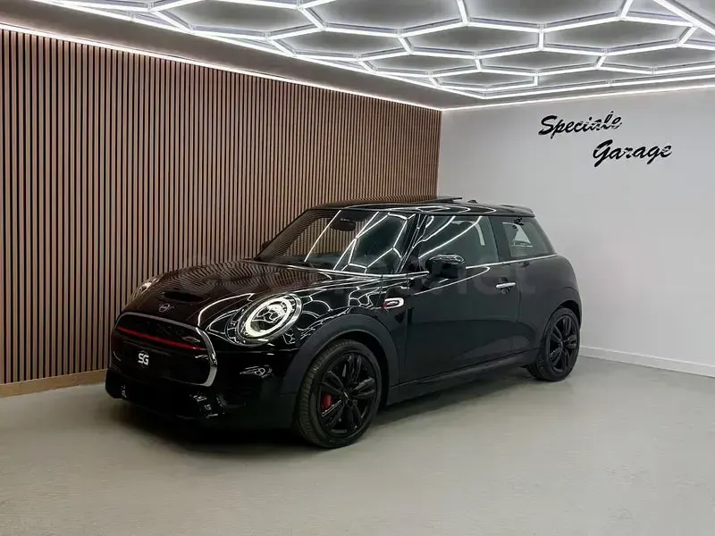 Usado Mini John Cooper Works 231 CV (169 kW) 2020 Negro Utilitario