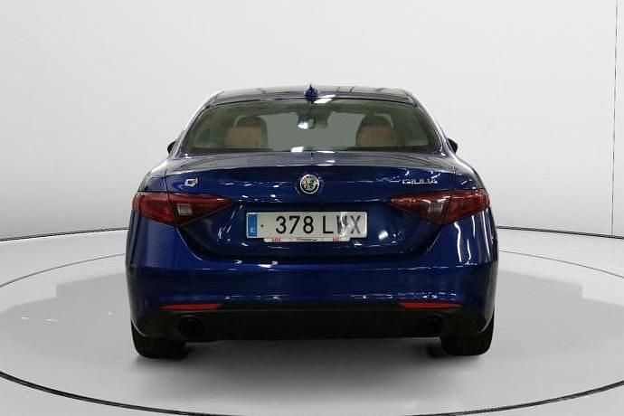 Usado Alfa Romeo Giulia Ti 210 CV (154 kW) 2022 Berlina