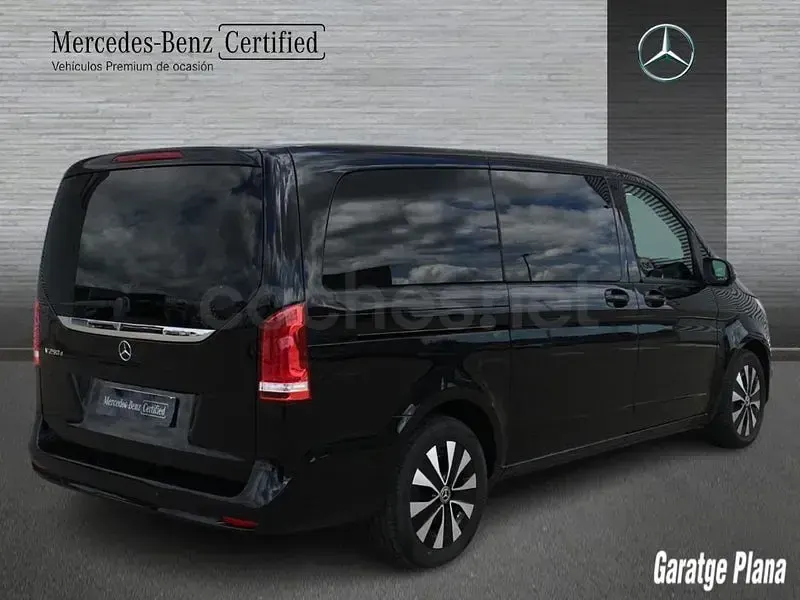 Usado Mercedes V250 190 CV (139 kW) 2023 Negro Monovolumen