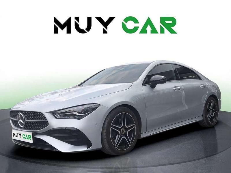 Usado Mercedes CLA200 163 CV (119 kW) 2024 Plateado Coupe