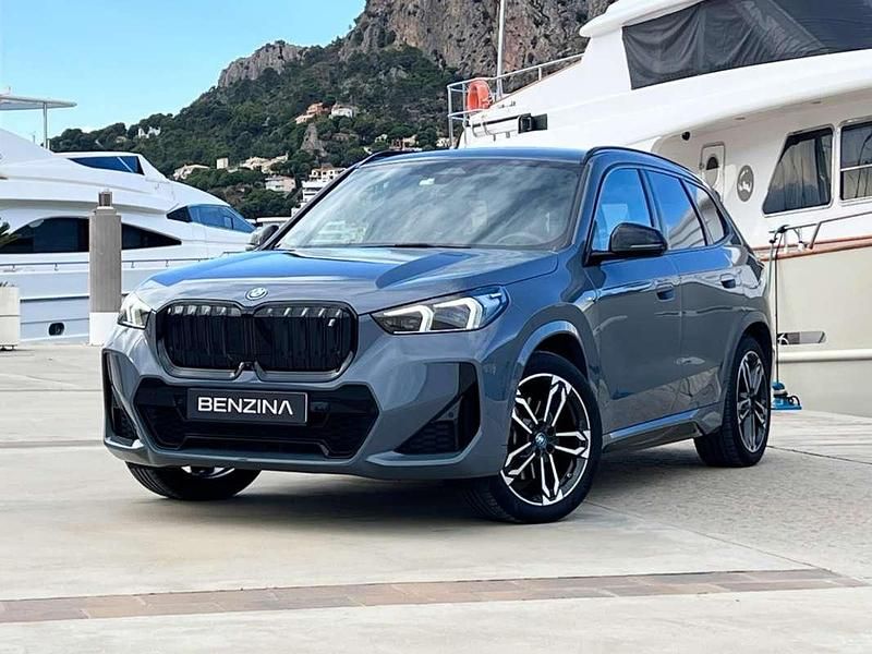 Usado BMW iX1 M Sport 230 kW (313 CV) 2023 Azul SUV