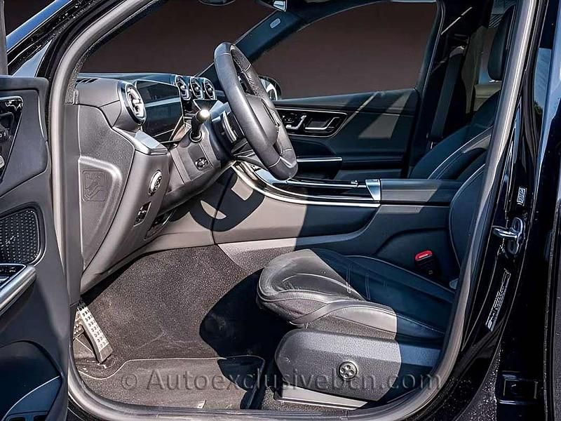 Usado Mercedes GLC300e 313 CV (230 kW) 2024 Negro SUV