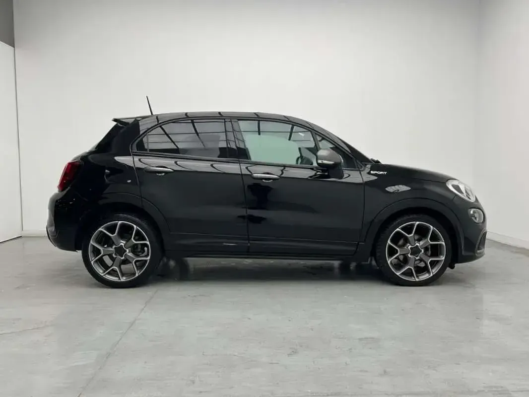 Usado Fiat 500X Dolcevita 120 CV (88 kW) 2022 Negro cinema SUV