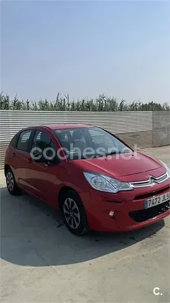 Usado Citroën C3 Live 68 CV (50 kW) 2016 Rojo Berlina