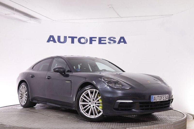 Usado Porsche Panamera 4 462 CV (339 kW) 2020 Grafito Berlina
