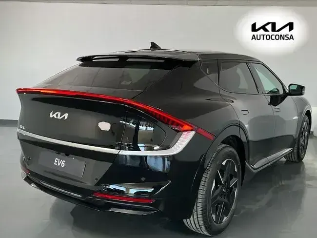 Uusi Kia EV6 Air 167 kW (228 HP) 2026 Musta Katumaasturi