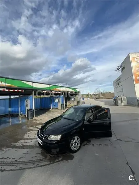 Usado Saab 9-3 Vector 150 CV (110 kW) 2006 Negro Berlina