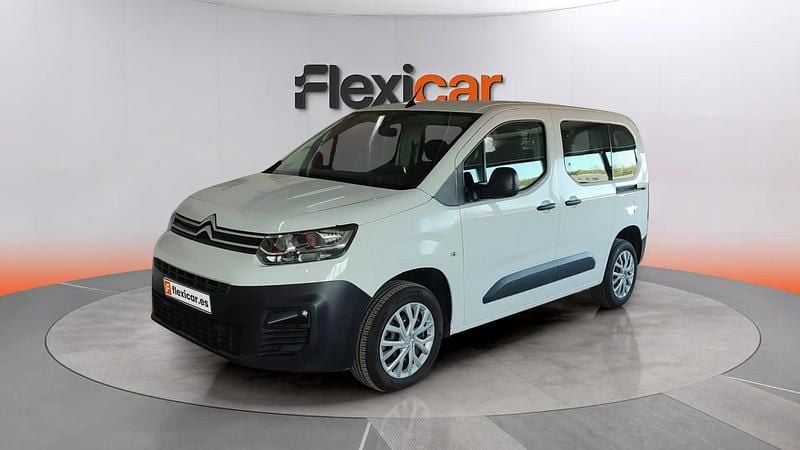 Usado Citroën Berlingo Live 102 CV (75 kW) 2022 Blanco Monovolumen