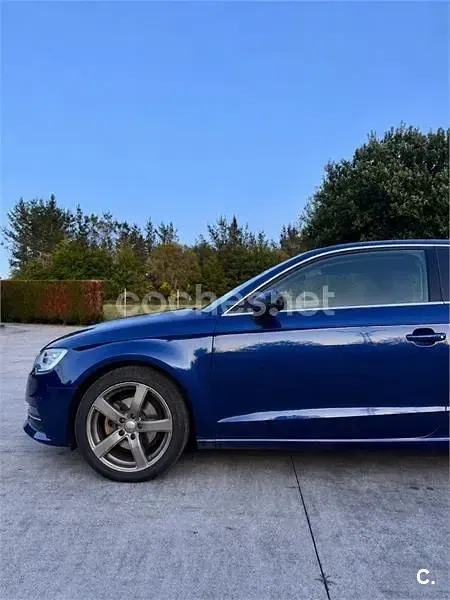 Käytetty Audi A3 S-Line 150 HP (110 kW) 2013 Sininen Sedan