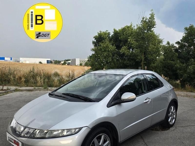Gris / plata Usado 2006 Honda Civic Sport Berlina | 4990 € (Precio justo) - Imagen 1/4